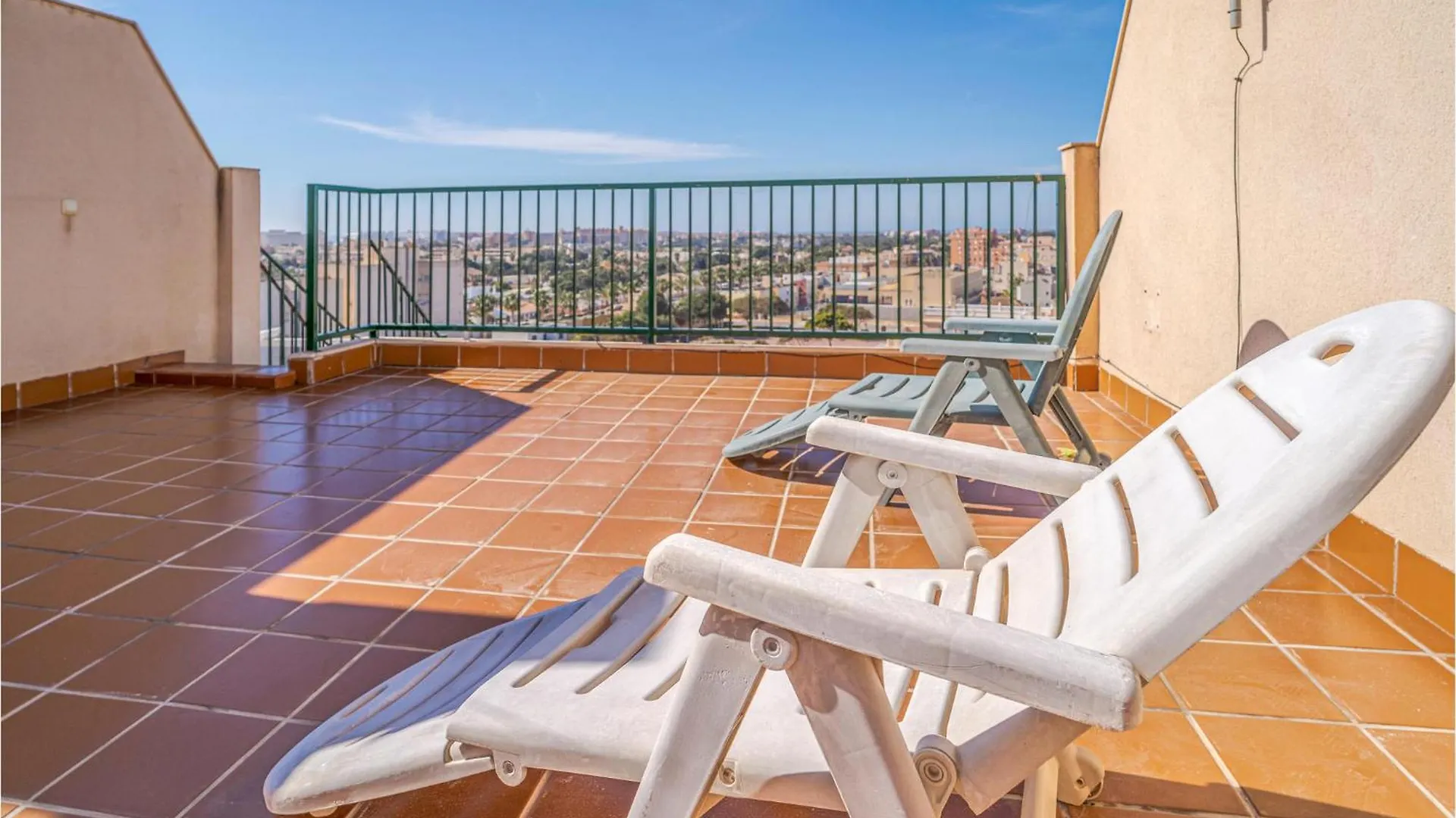 2 Bedroom Lovely Apartment In Roquetas De Mar